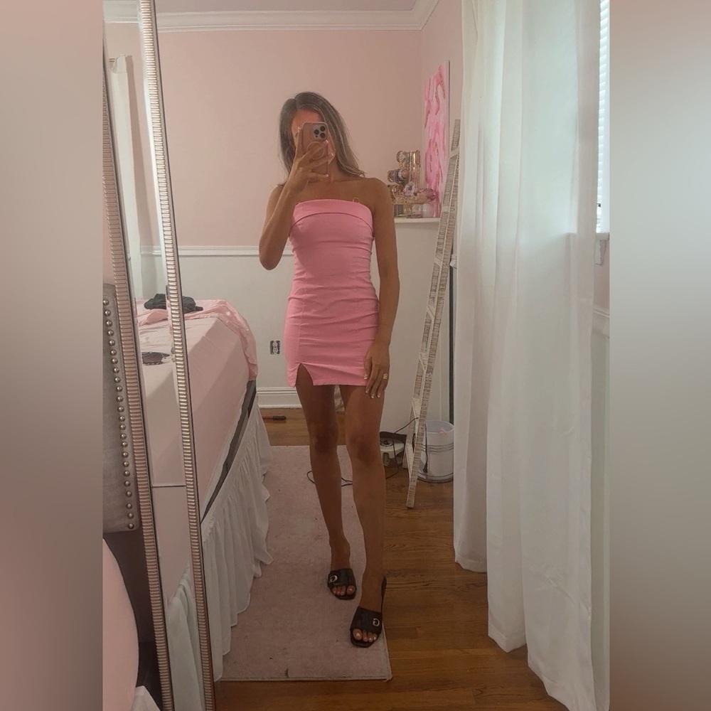NWT: Strapless Pink Dress